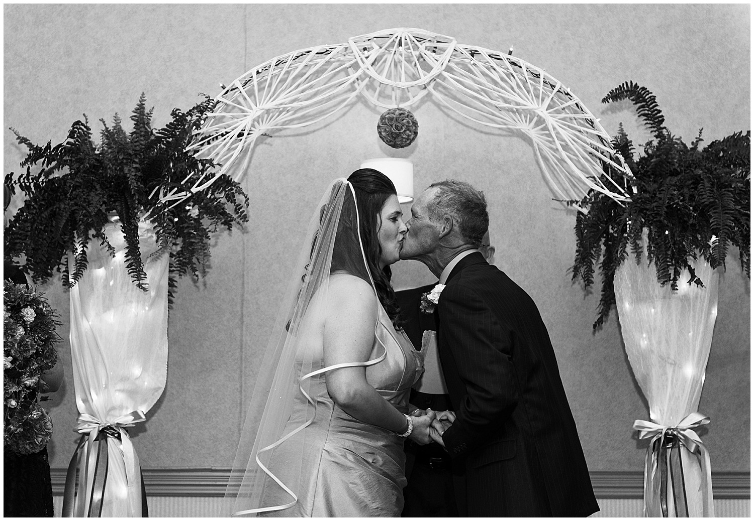 Stacey Stewart Photography first kiss married
